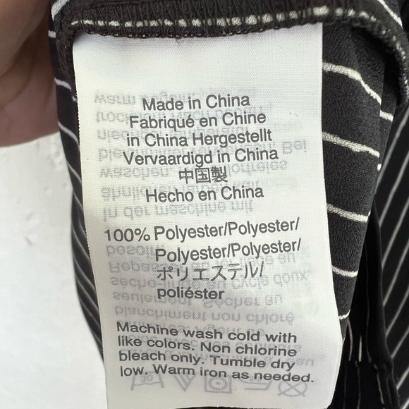 Madewell Novel Striped V-Neck Shift Dress Black size Small - Picture 5 of 5